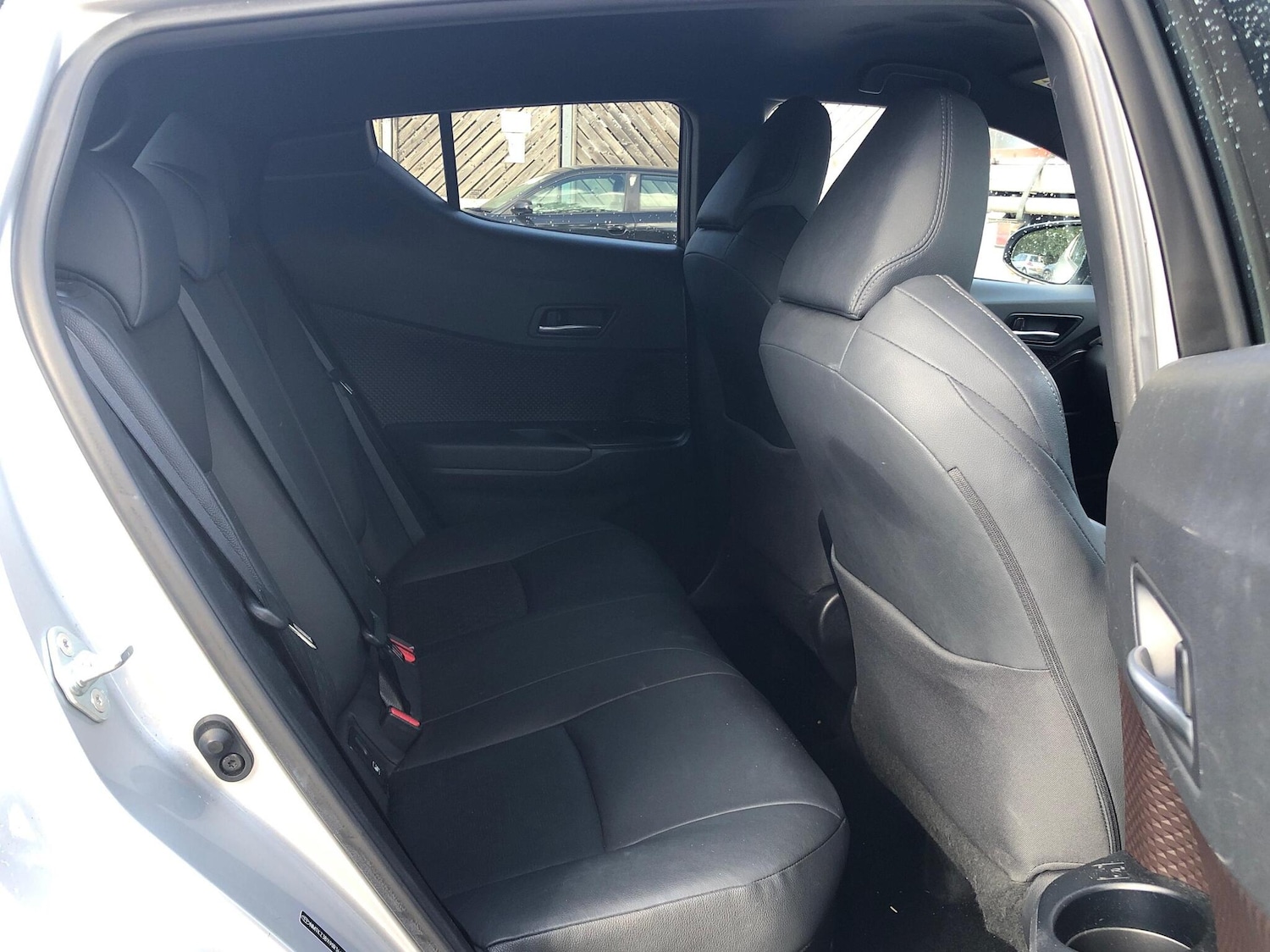 Used Toyota C-HR 2019 for sale - 76635360: Photo 18