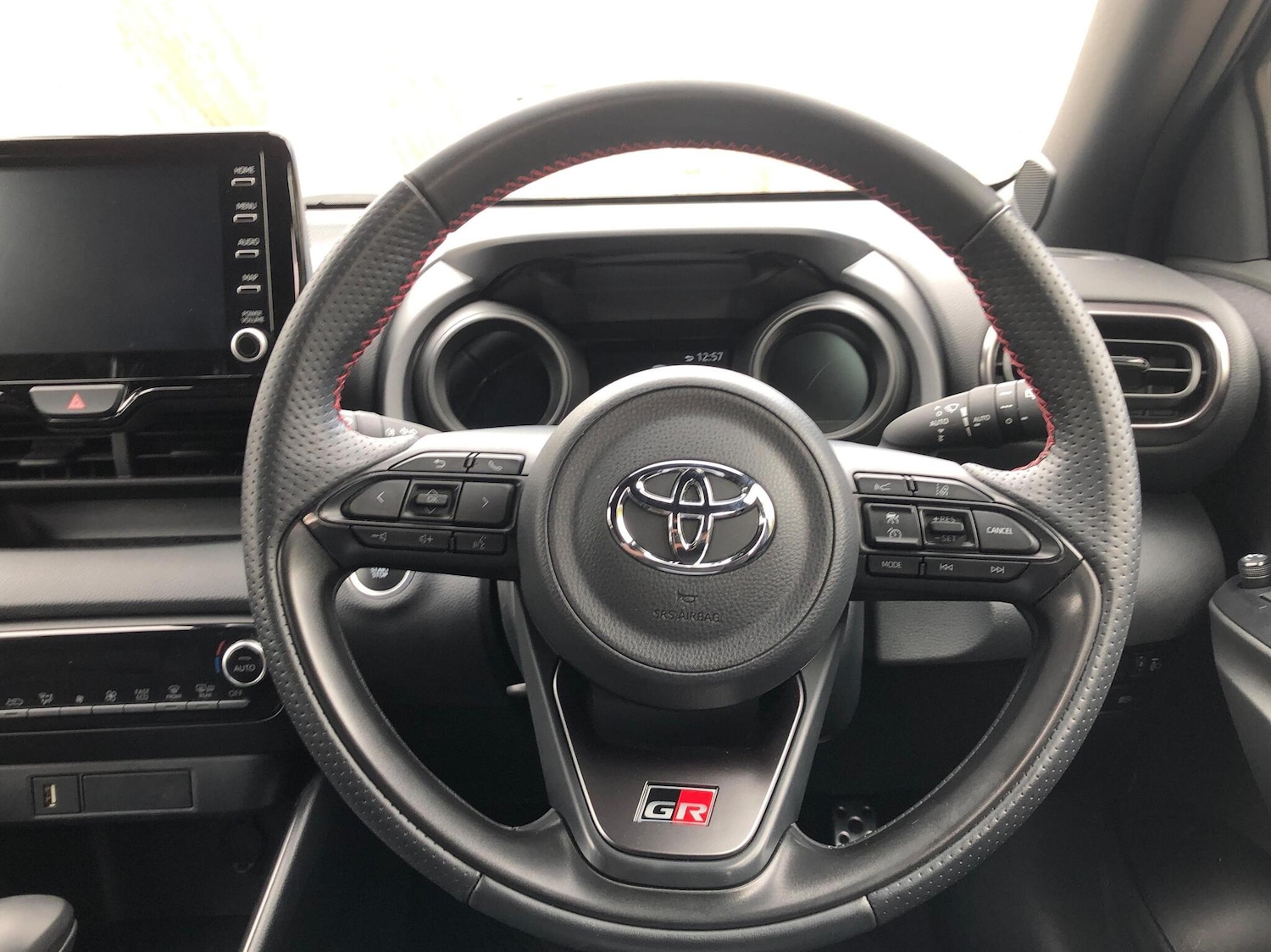 Used Toyota Yaris 2023 for sale - 76139824: Photo 10