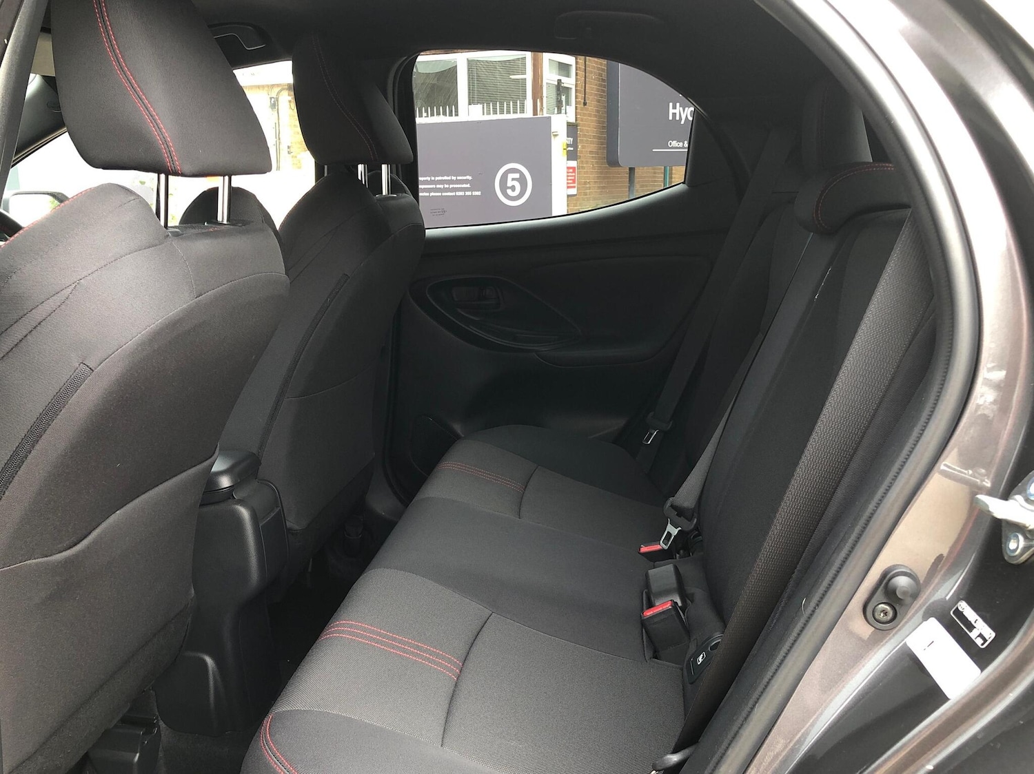 Used Toyota Yaris 2023 for sale - 76139824: Photo 14
