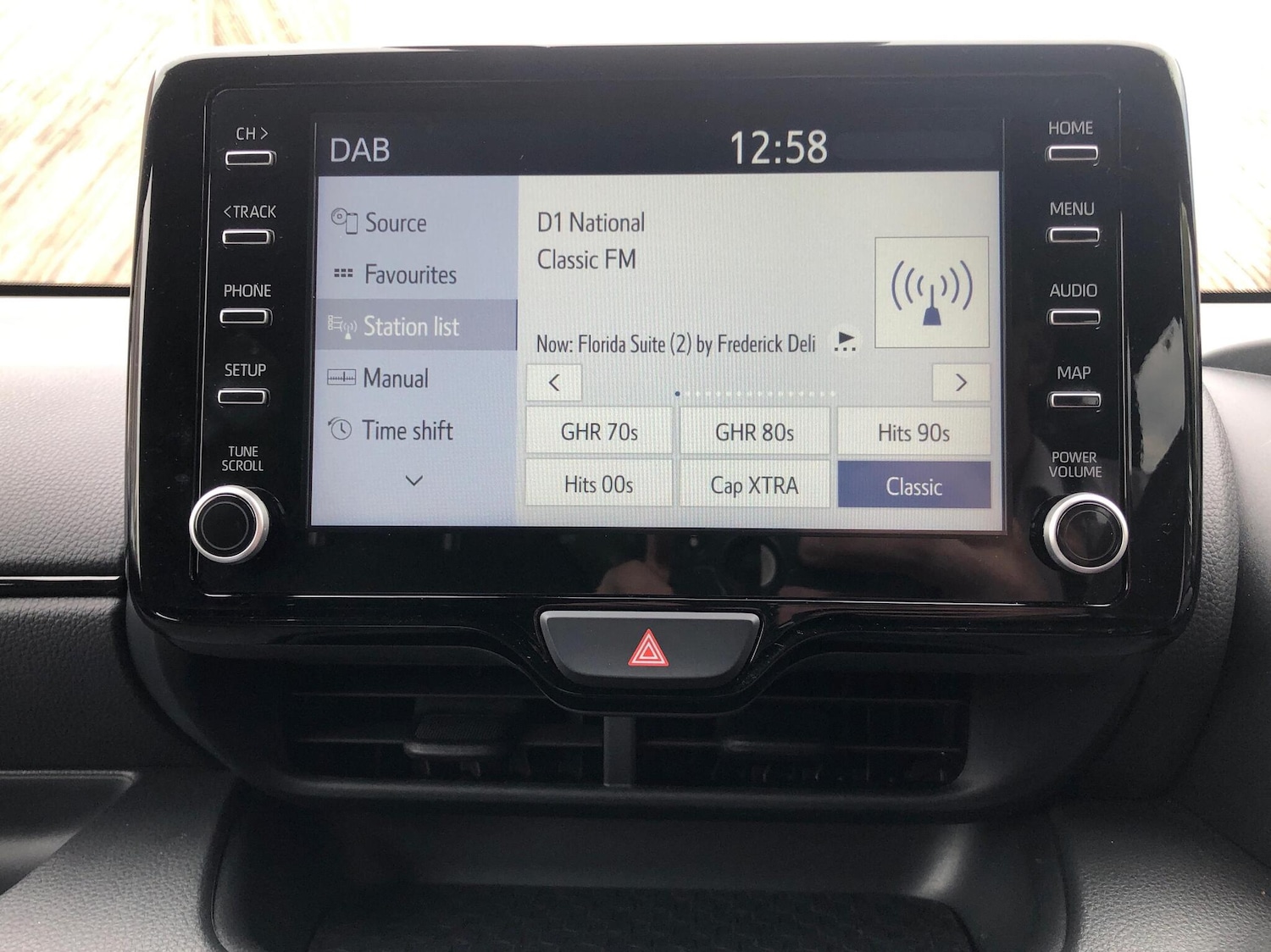 Used Toyota Yaris 2023 for sale - 76139824: Photo 9