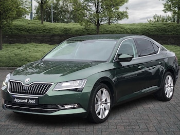 Used Skoda Superb 2019 for sale - 75709395: Photo