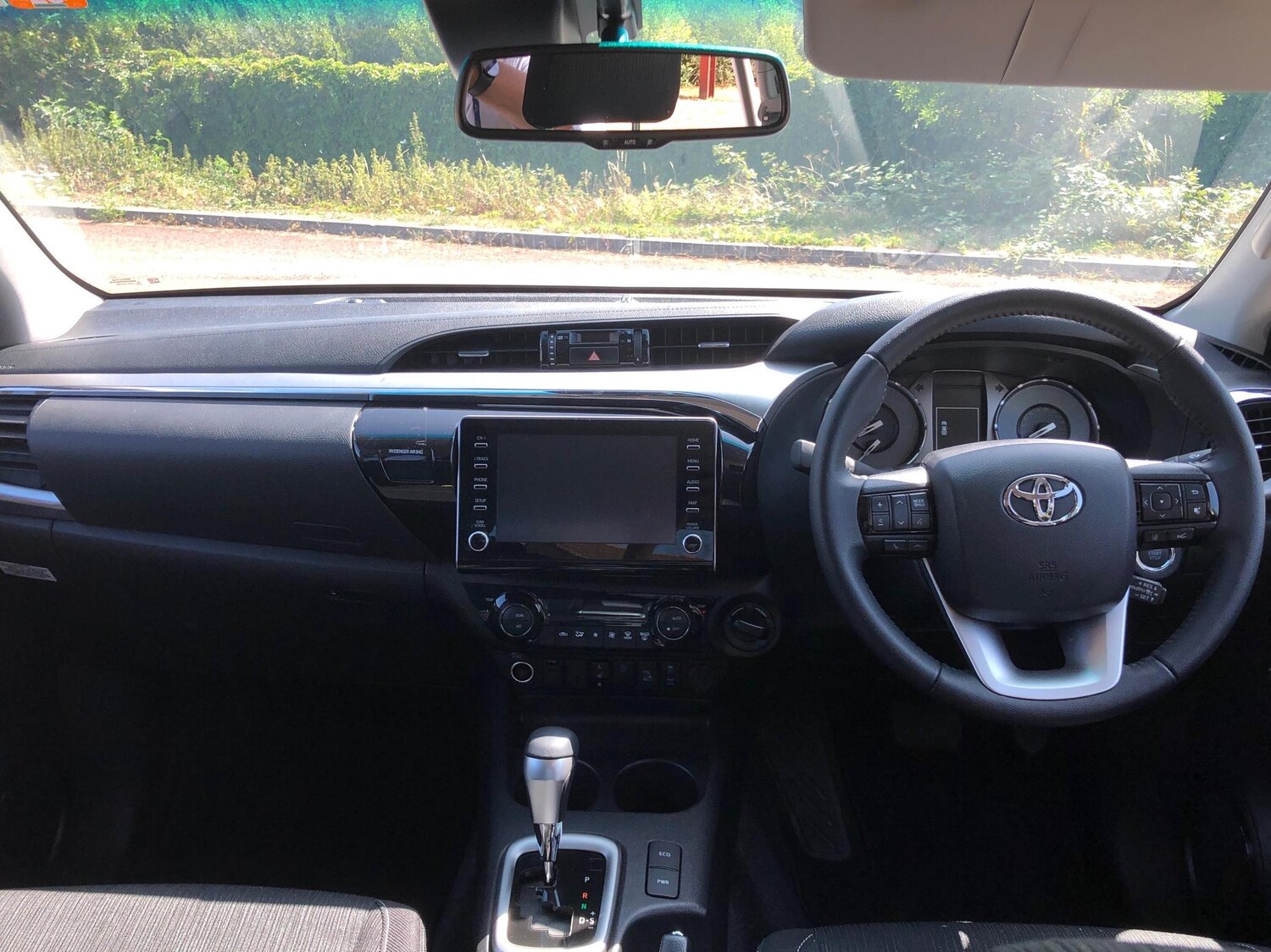 Used Toyota Hilux 2024 for sale - 77926832: Photo 11