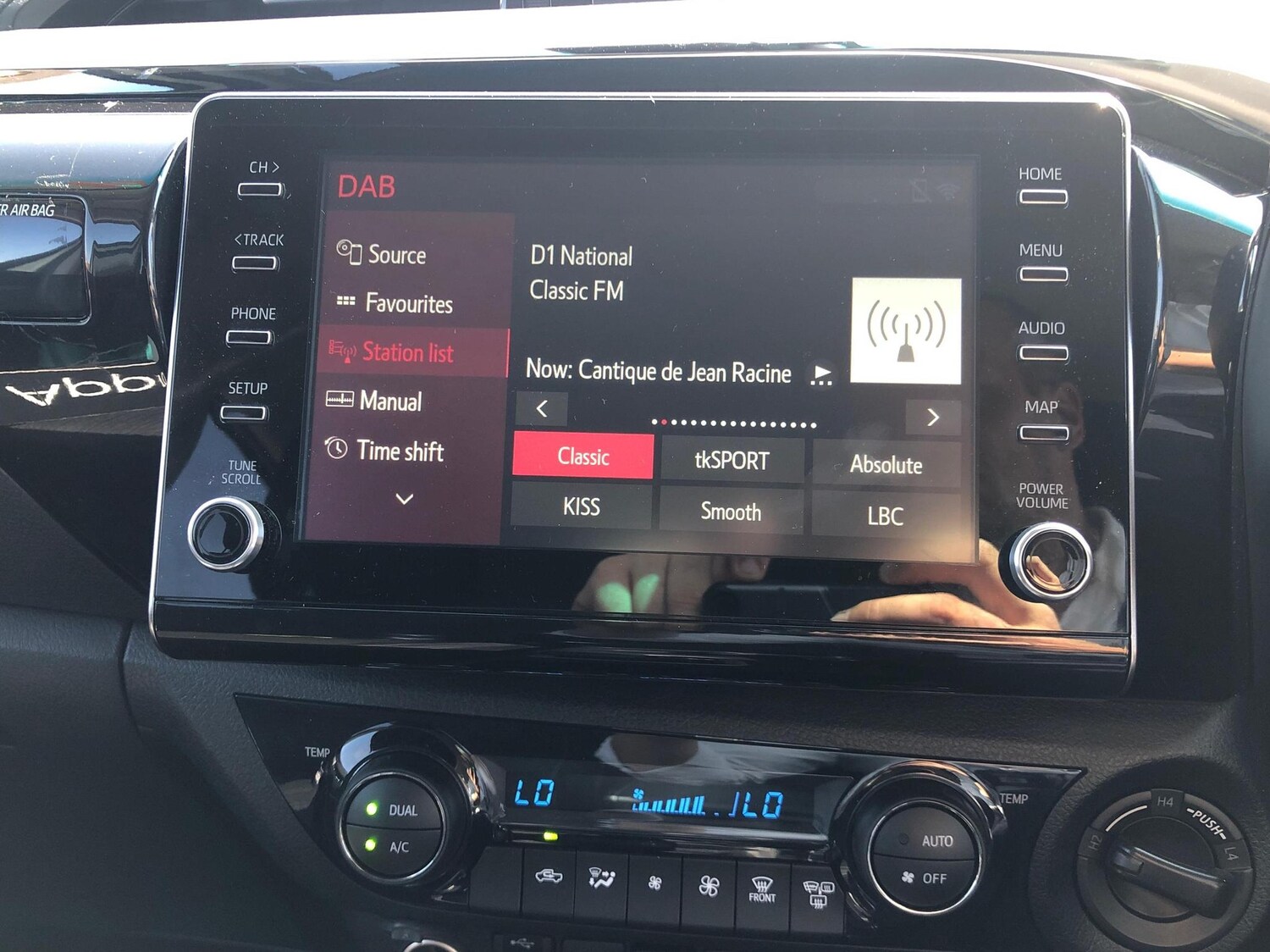 Used Toyota Hilux 2024 for sale - 77926832: Photo 15