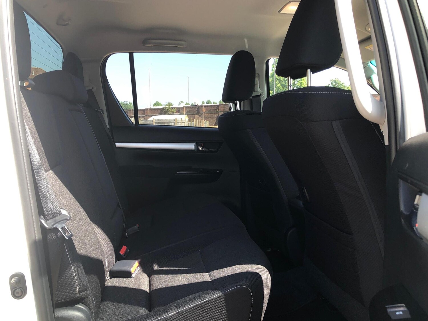 Used Toyota Hilux 2024 for sale - 77926832: Photo 19