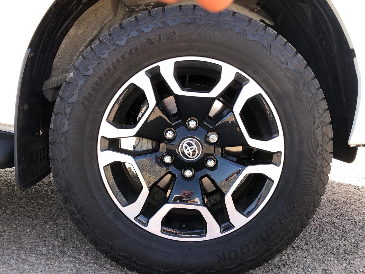 Used Toyota Hilux 2024 for sale - 77926832: Photo 24