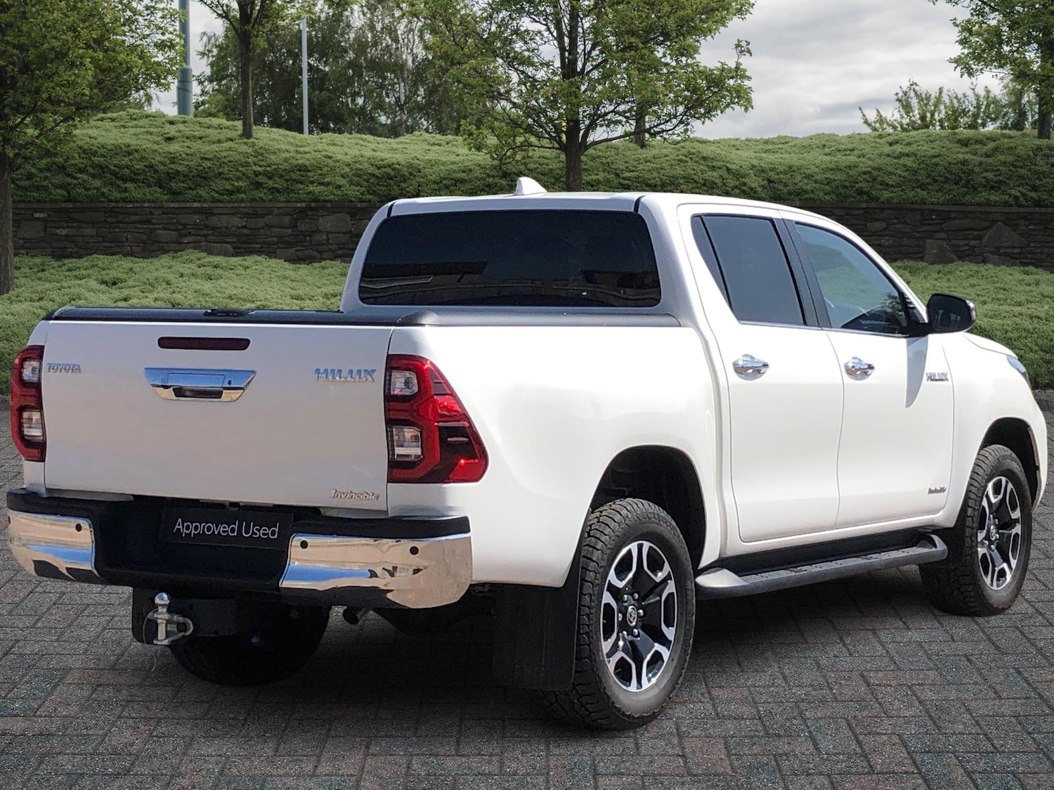 Used Toyota Hilux 2024 for sale - 77926832: Photo 3