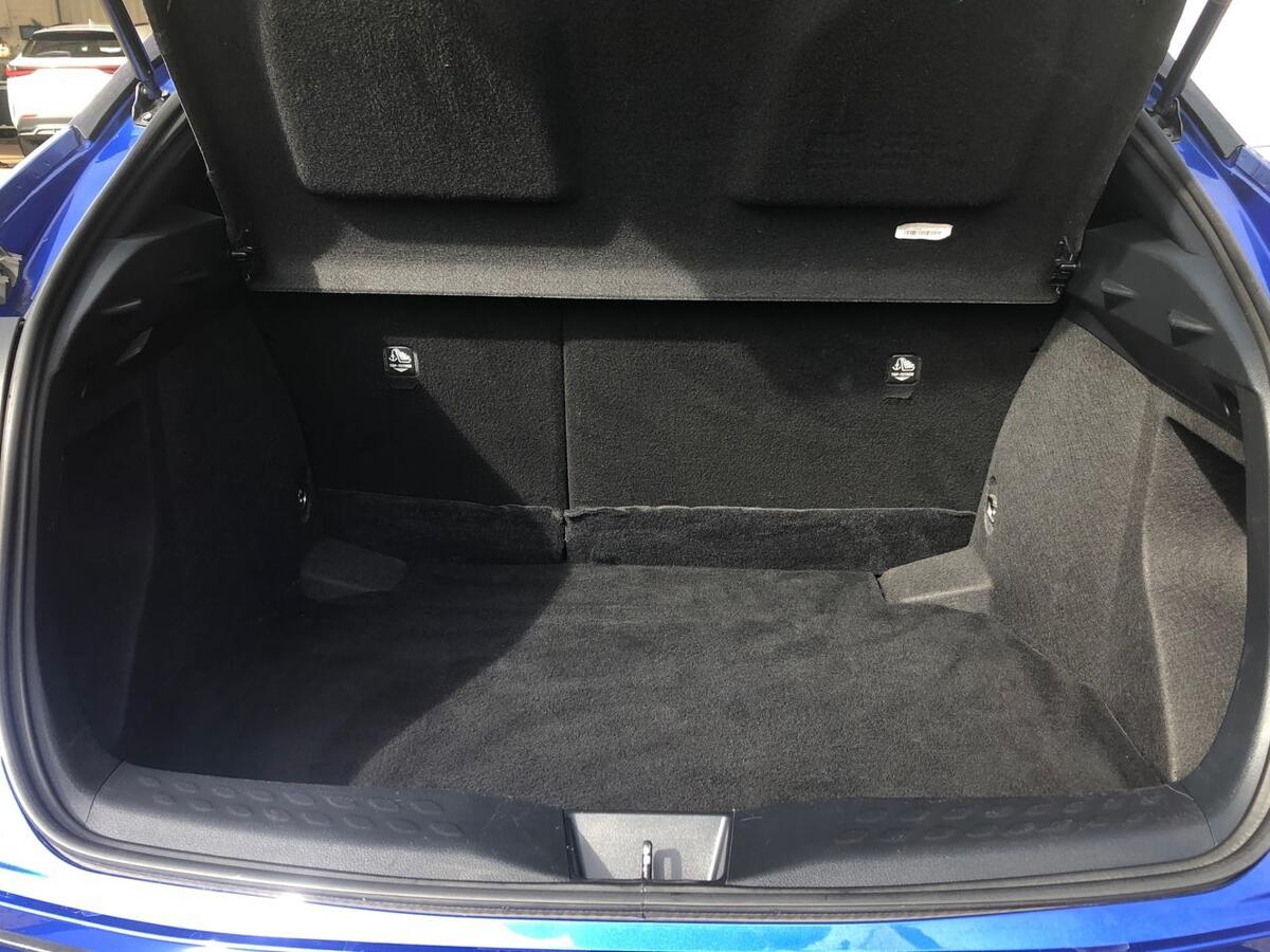 Used Toyota C-HR 2021 for sale - 77994885: Photo 10