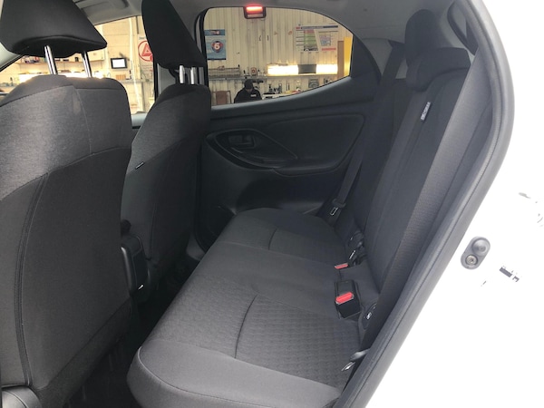 Used Toyota Yaris 2022 for sale - 76309292: Photo 22