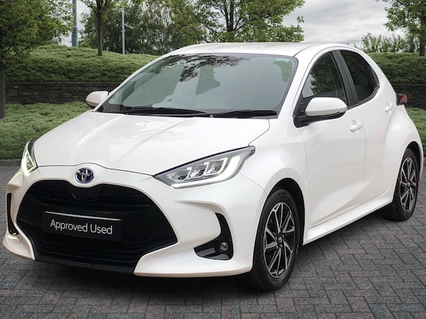 Used Toyota Yaris 2022 for sale - 76309292: Photo 2