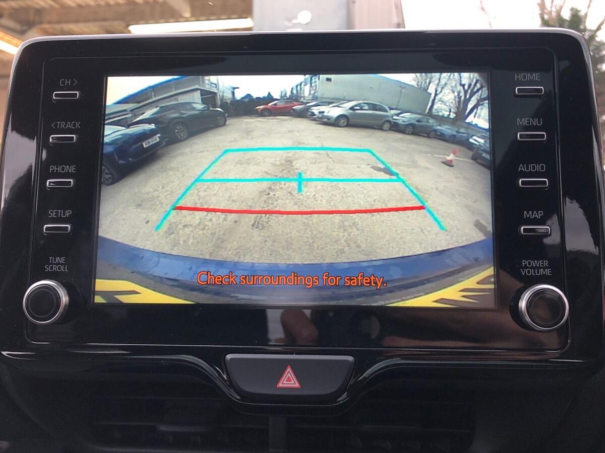 Used Toyota Yaris 2020 for sale - 77725247: Photo 12