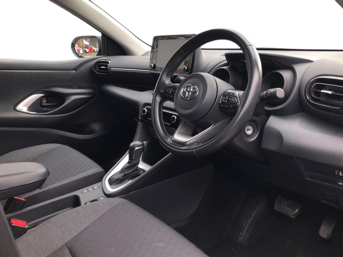 Used Toyota Yaris 2020 for sale - 77725247: Photo 13