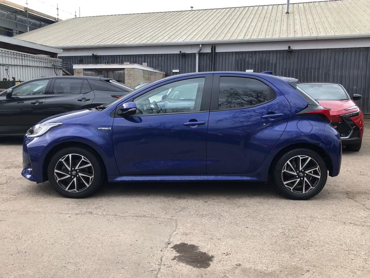 Used Toyota Yaris 2020 for sale - 77725247: Photo 7