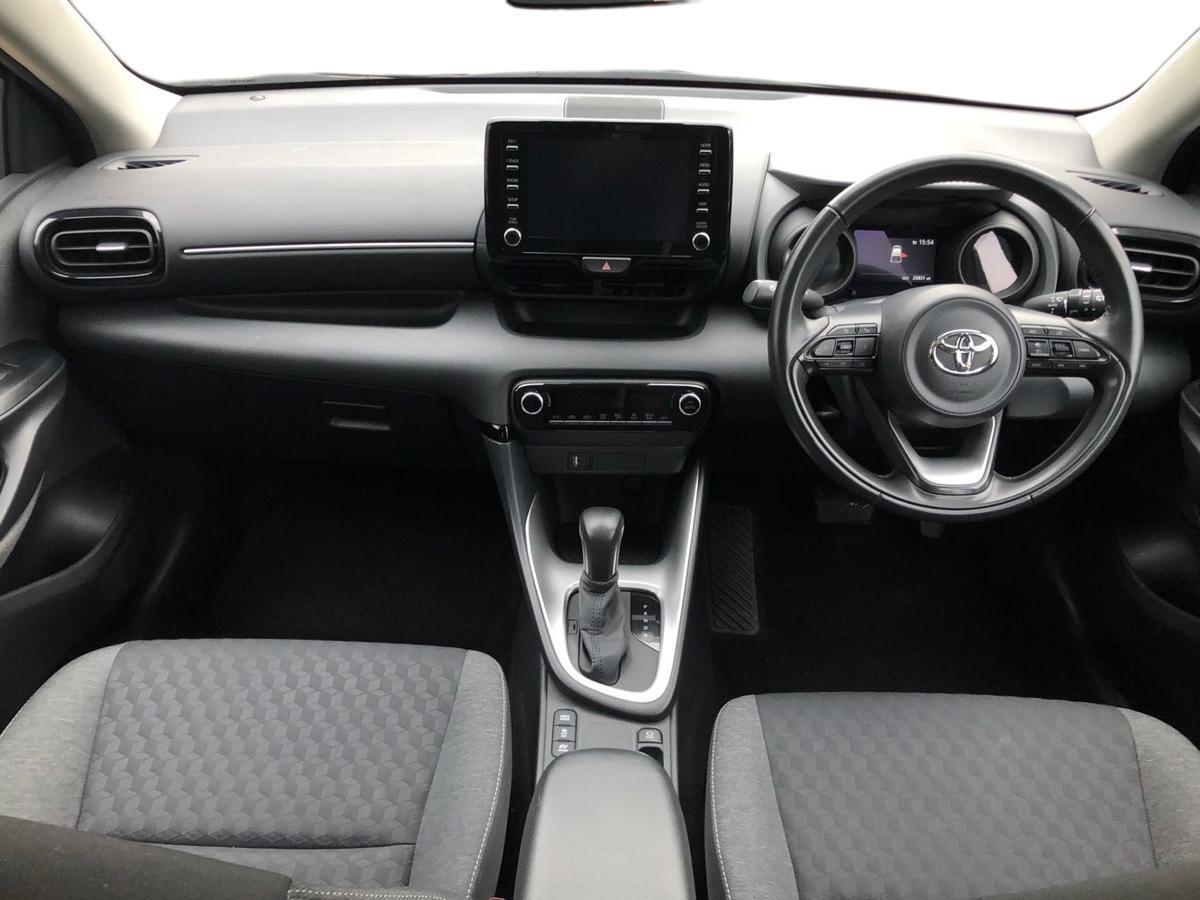 Used Toyota Yaris 2020 for sale - 77725247: Photo 9