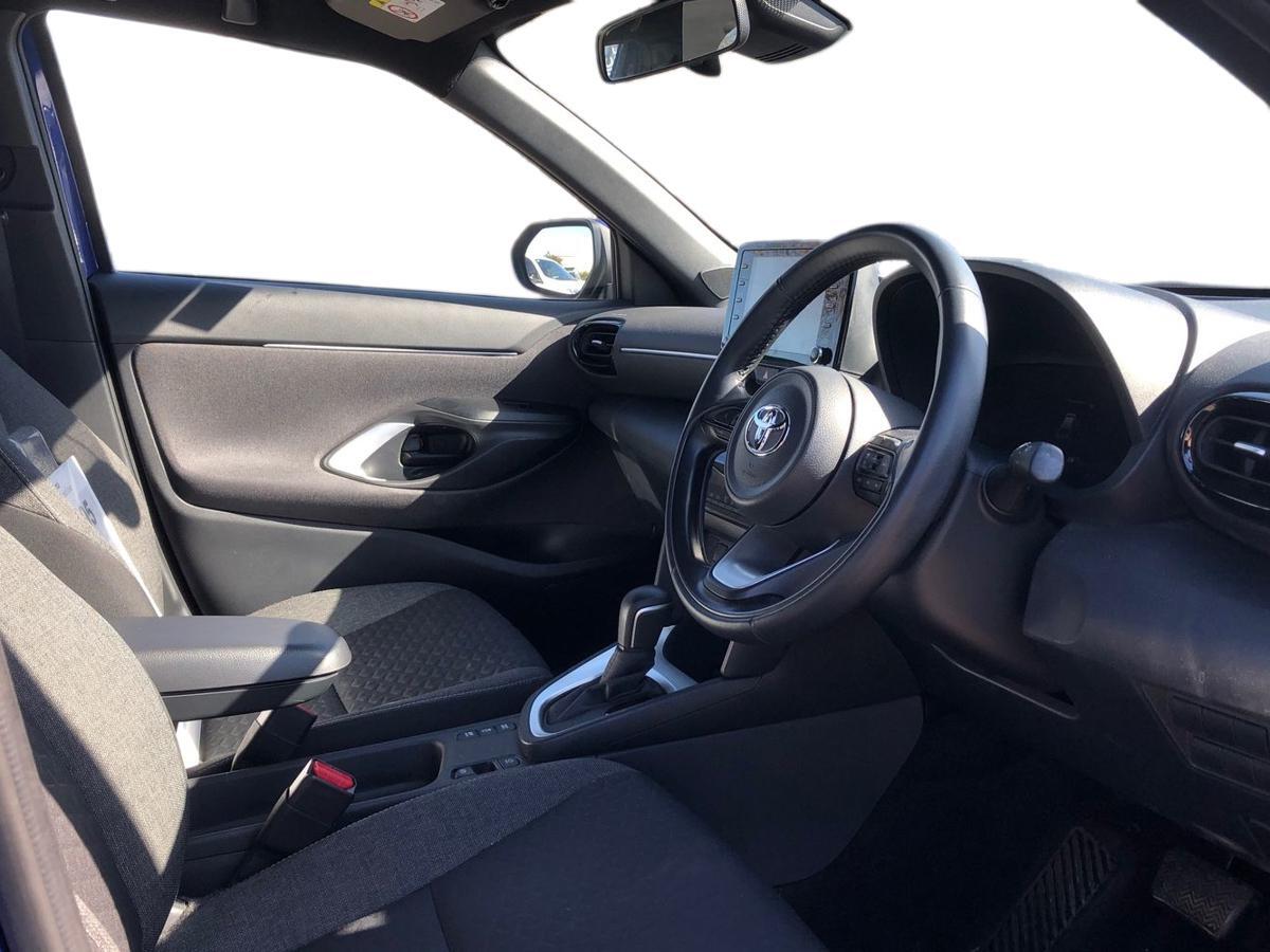 Used Toyota Yaris Cross 2022 for sale - 77941574: Photo 12