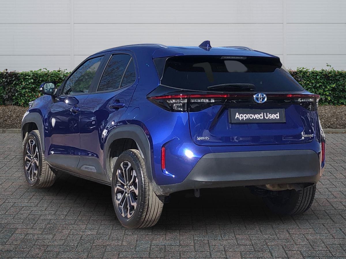 Used Toyota Yaris Cross 2022 for sale - 77941574: Photo 2