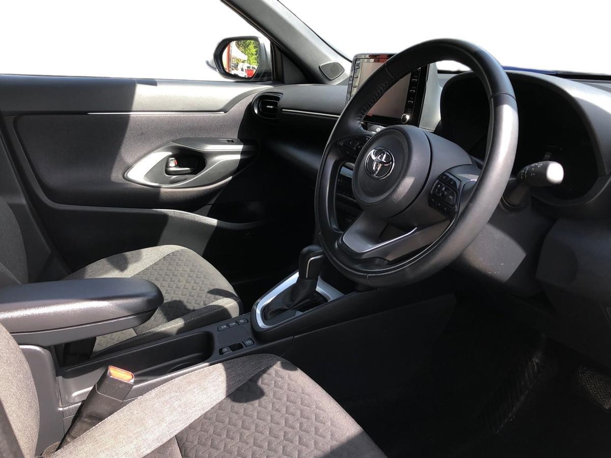 Used Toyota Yaris Cross 2023 for sale - 78206394: Photo 12