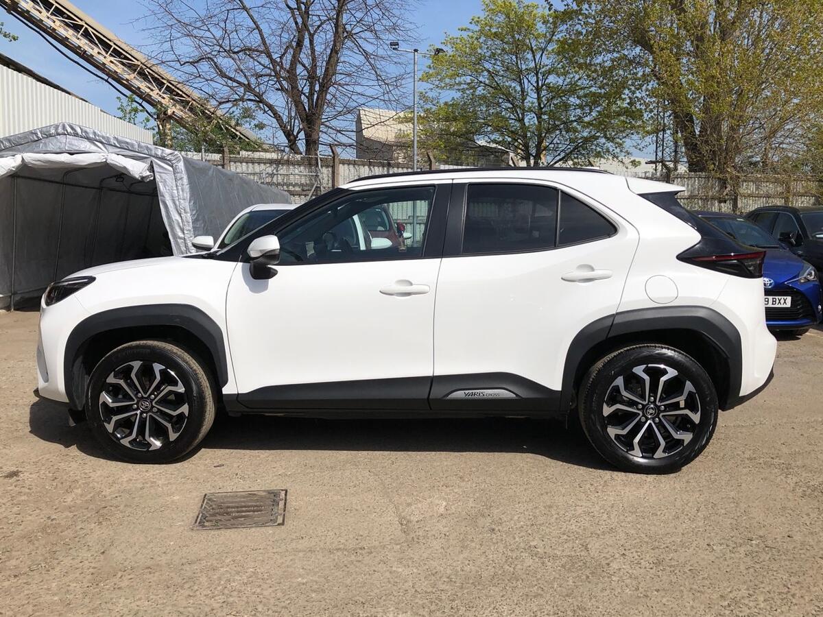 Used Toyota Yaris Cross 2023 for sale - 78206394: Photo 18