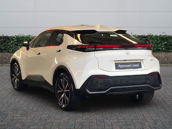 Used Toyota C-HR 2024 for sale - 77013513: Photo