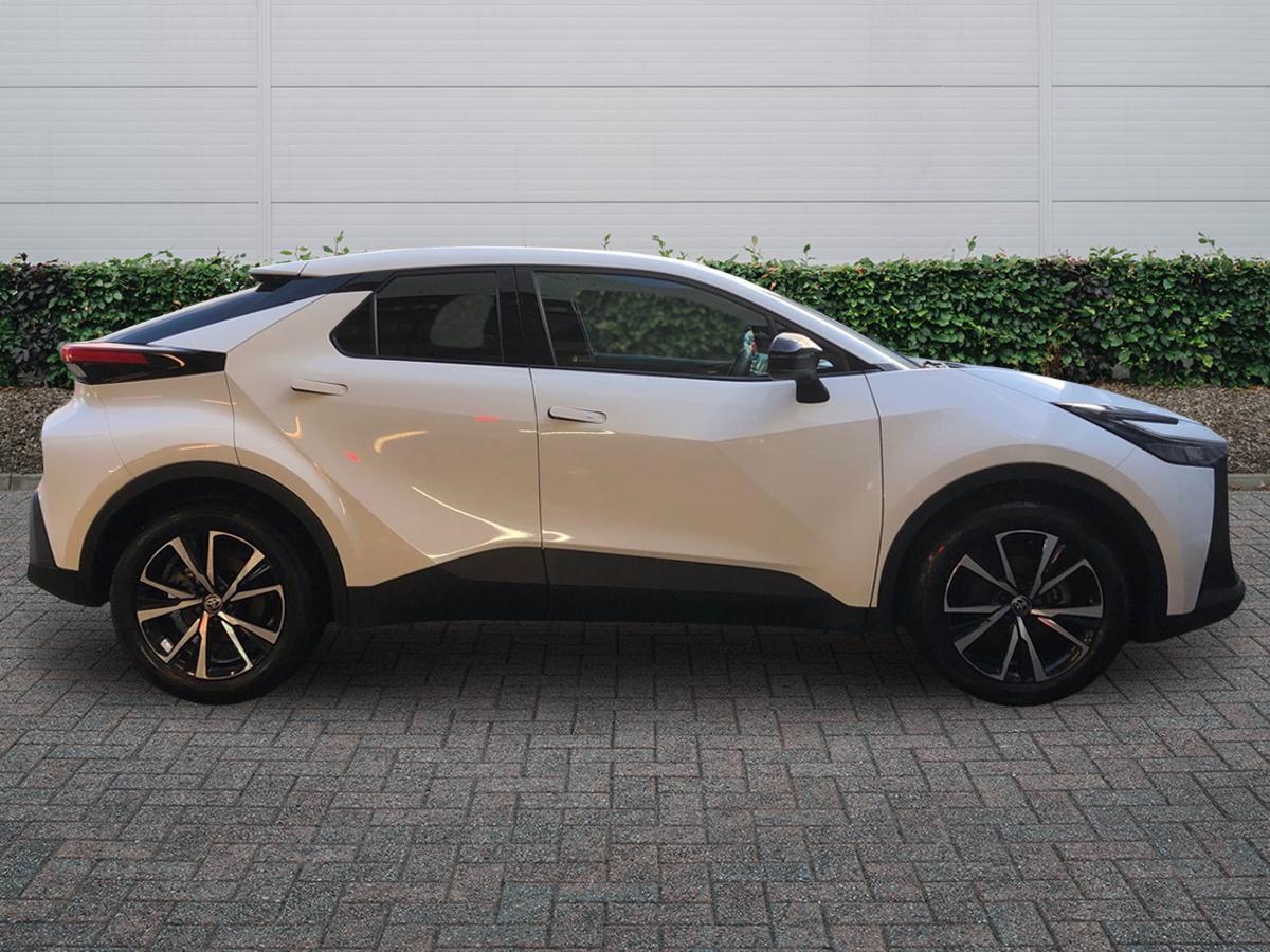 Used Toyota C-HR 2024 for sale - 77013513: Photo 5