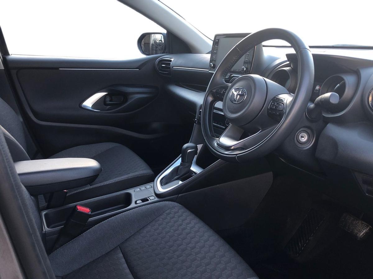 Used Toyota Yaris 2023 for sale - 77926920: Photo 12