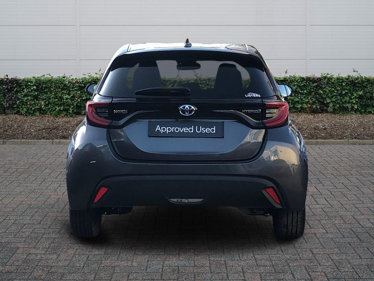 Used Toyota Yaris 2023 for sale - 77926920: Photo 4