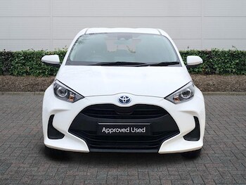 Used Toyota Yaris 2024 for sale - 77794840: Photo