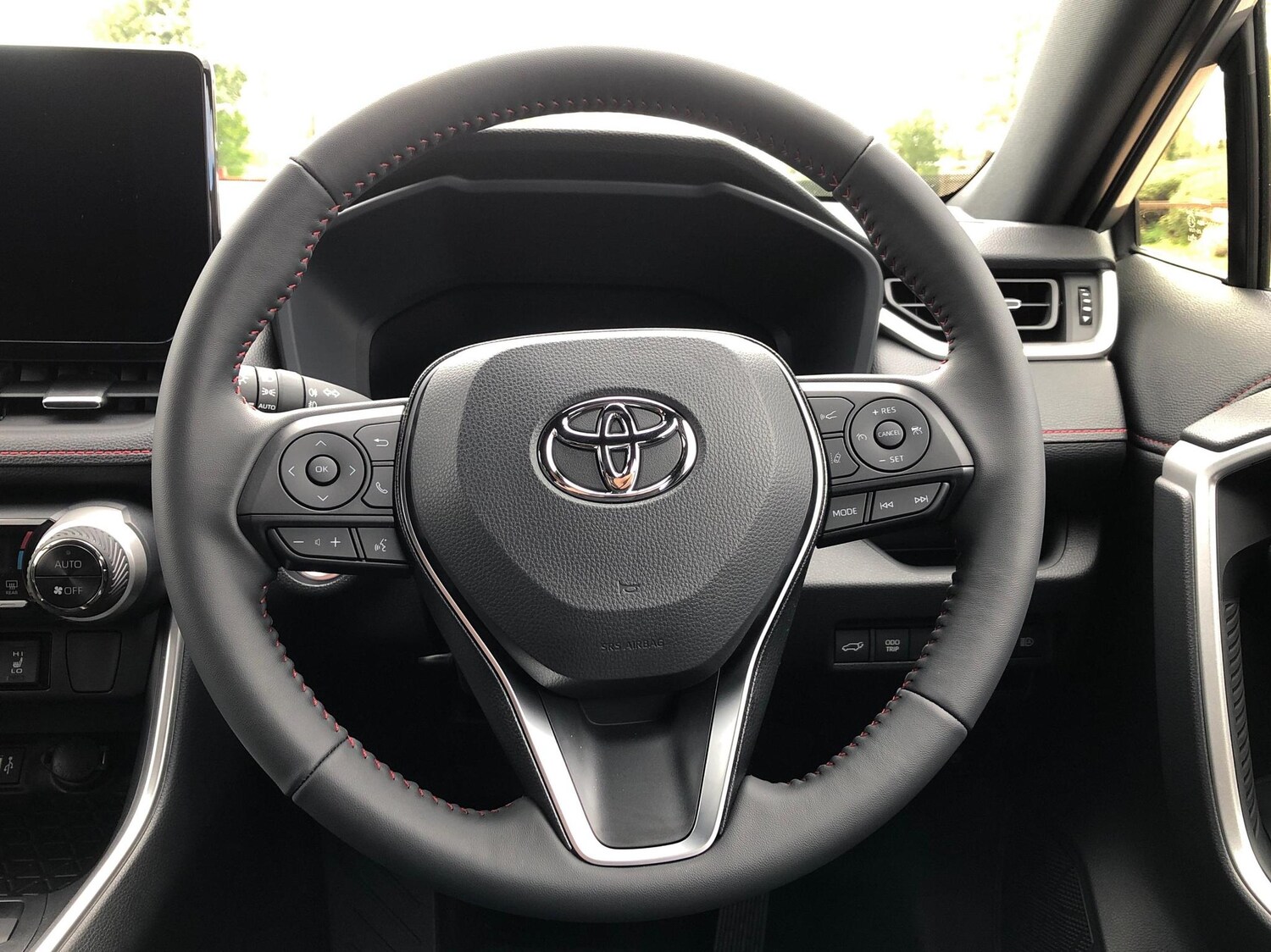 Used Toyota RAV4 2024 for sale - 77926830: Photo 12