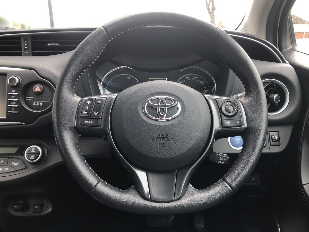 Used Toyota Yaris 2019 for sale - 77193038: Photo 16