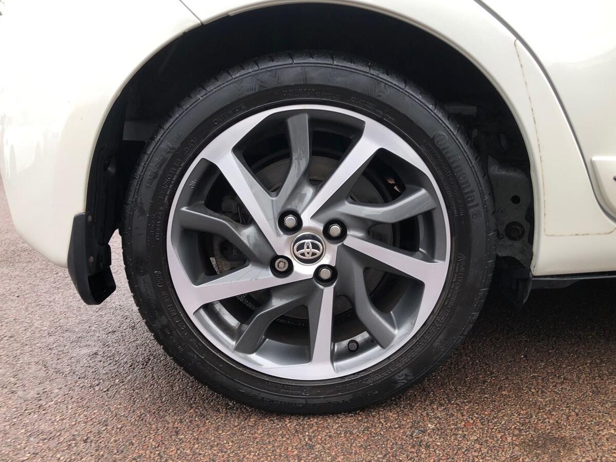 Used Toyota Yaris 2019 for sale - 77193038: Photo 17