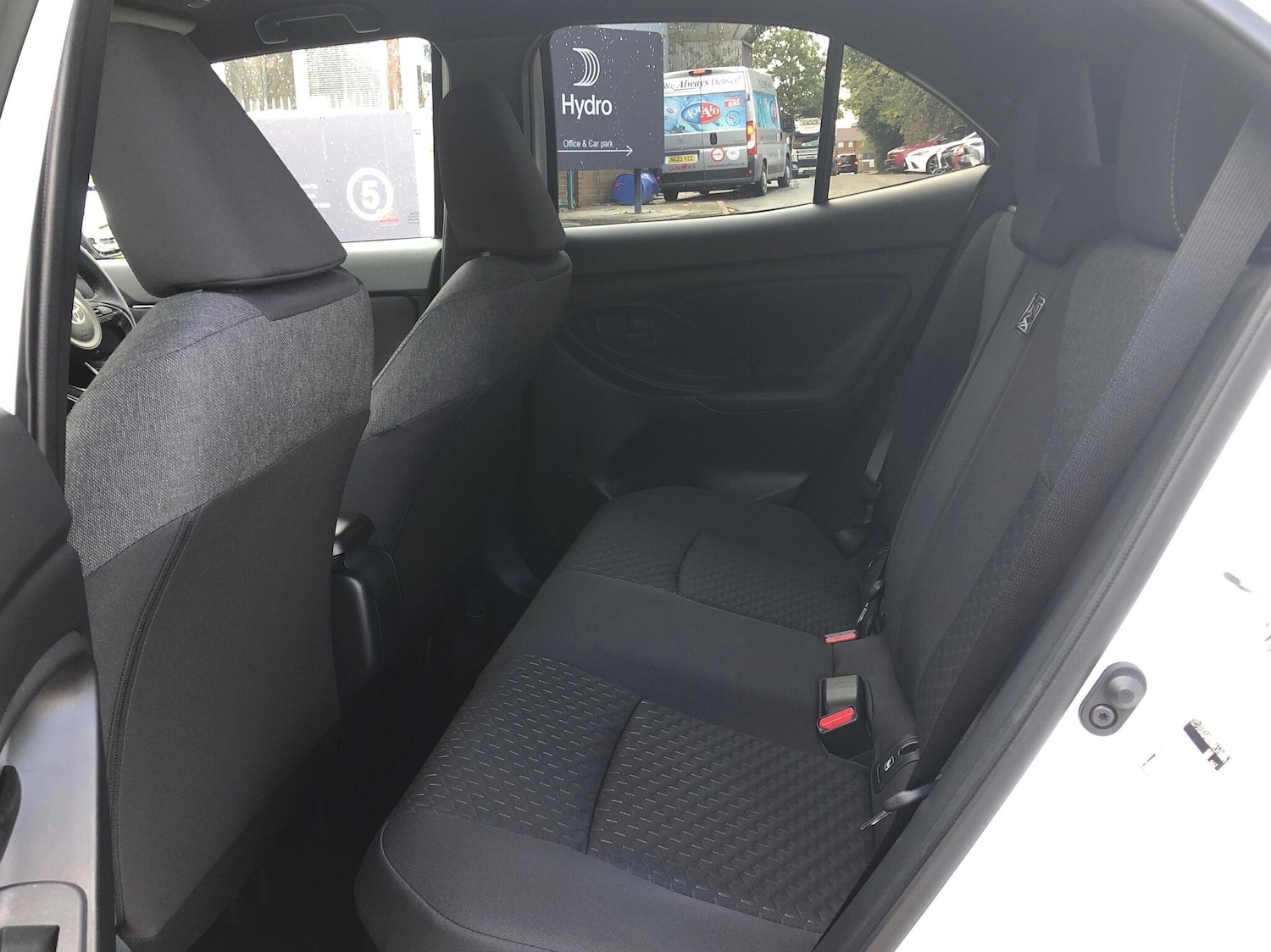 Used Toyota Yaris 2024 for sale - 76017643: Photo 19