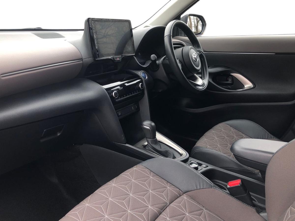 Used Toyota Yaris Cross 2023 for sale - 78063325: Photo 15