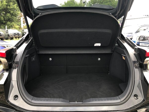 Used Toyota C-HR 2024 for sale - 75521650: Photo 9