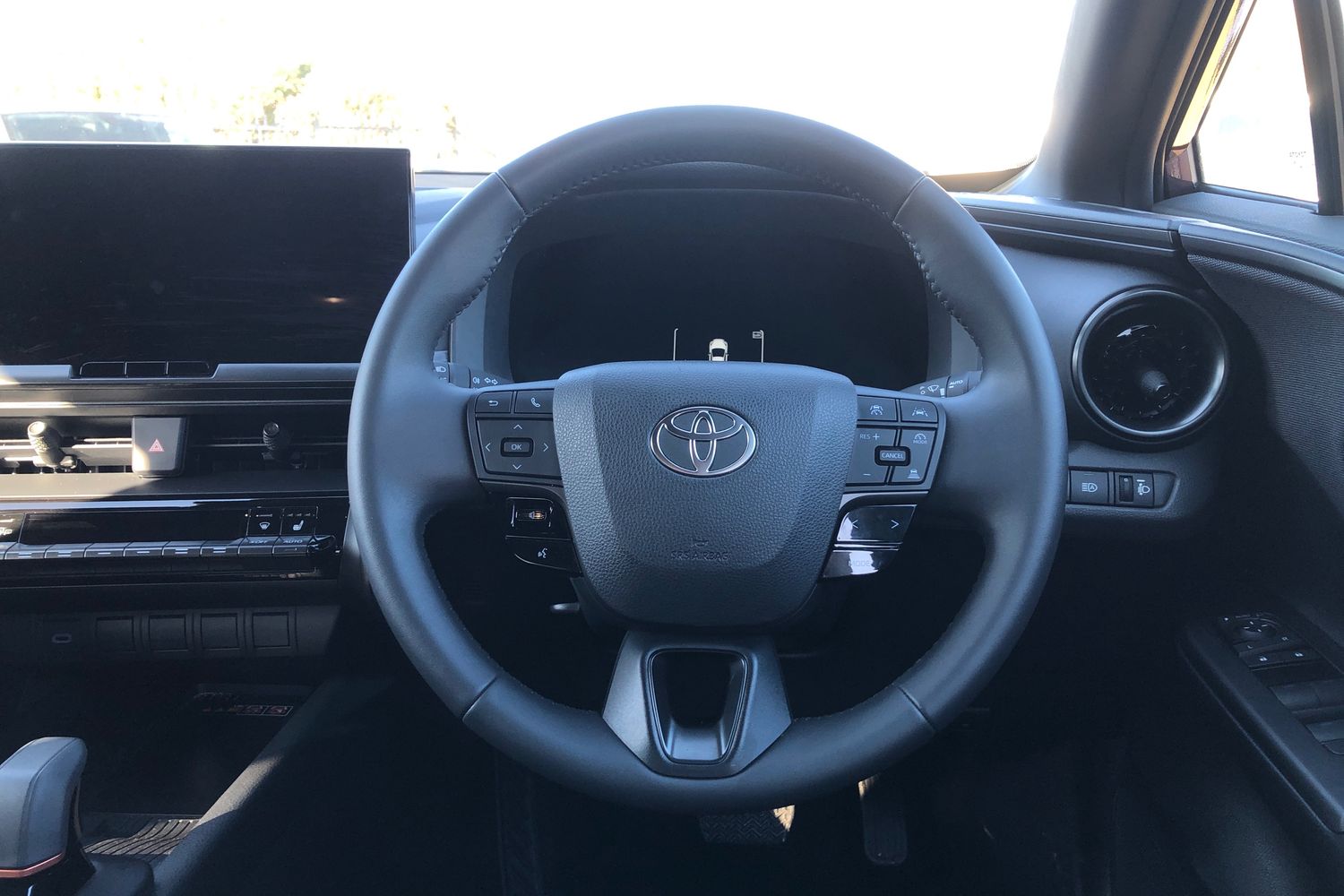 Used Toyota C-HR 2024 for sale - 77941599: Photo 14