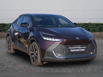 Used Toyota C-HR 2024 for sale - 77941599: Photo