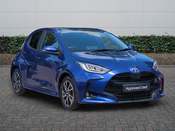 Used Toyota Yaris 2023 for sale - 79108166: Photo