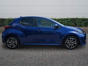 Used Toyota Yaris 2023 for sale - 79108166: Photo