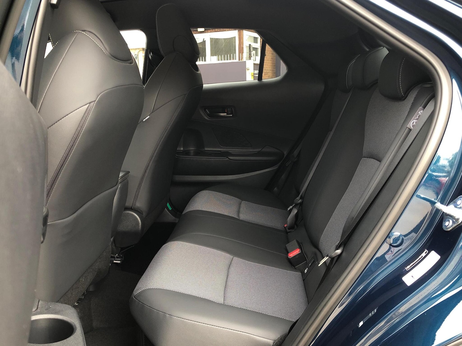 Used Toyota C-HR 2025 for sale - 77959267: Photo 19