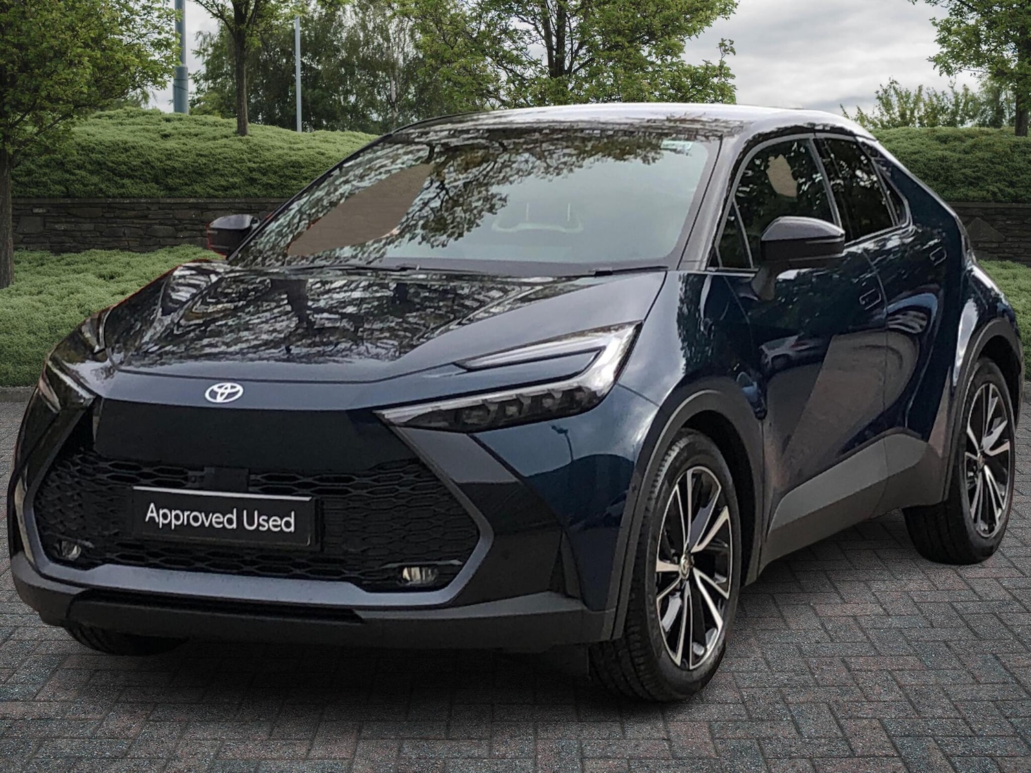 Used Toyota C-HR 2025 for sale - 77959267: Photo 2