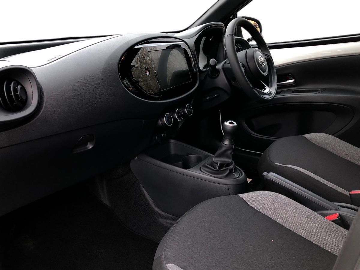 Used Toyota Aygo X 2025 for sale - 76586501: Photo 7