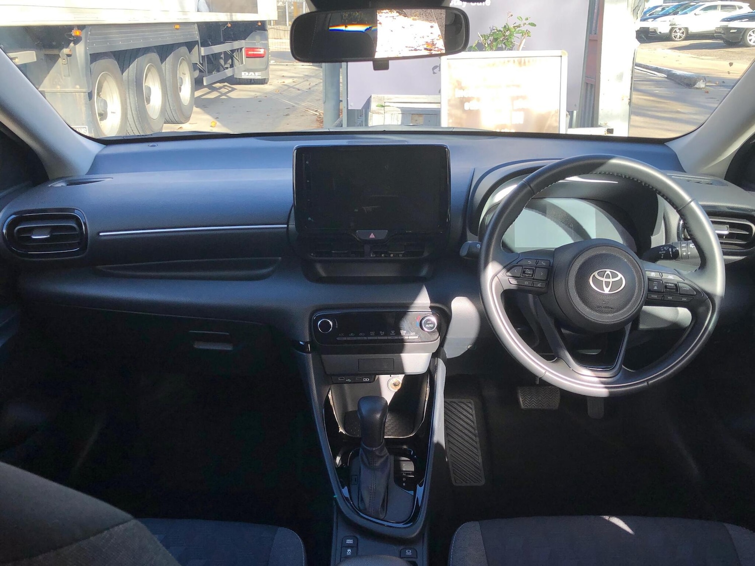 Used Toyota Yaris 2024 for sale - 76389754: Photo 7