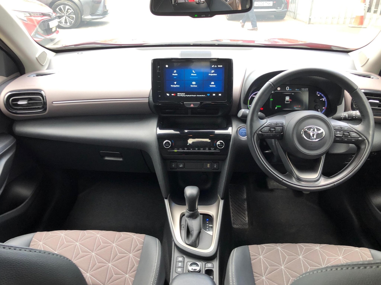Used Toyota Yaris 2023 for sale - 76017665: Photo 10