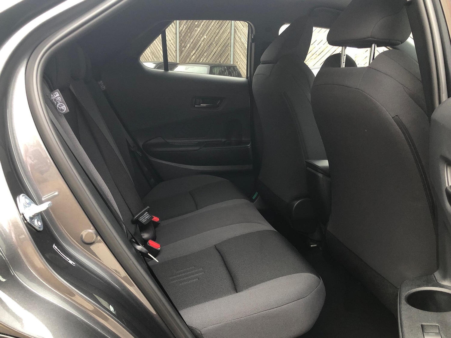 Used Toyota C-HR 2025 for sale - 76378459: Photo 18