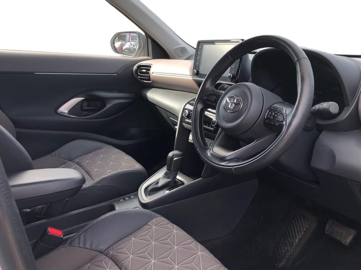 Used Toyota Yaris Cross 2023 for sale - 77926918: Photo 12