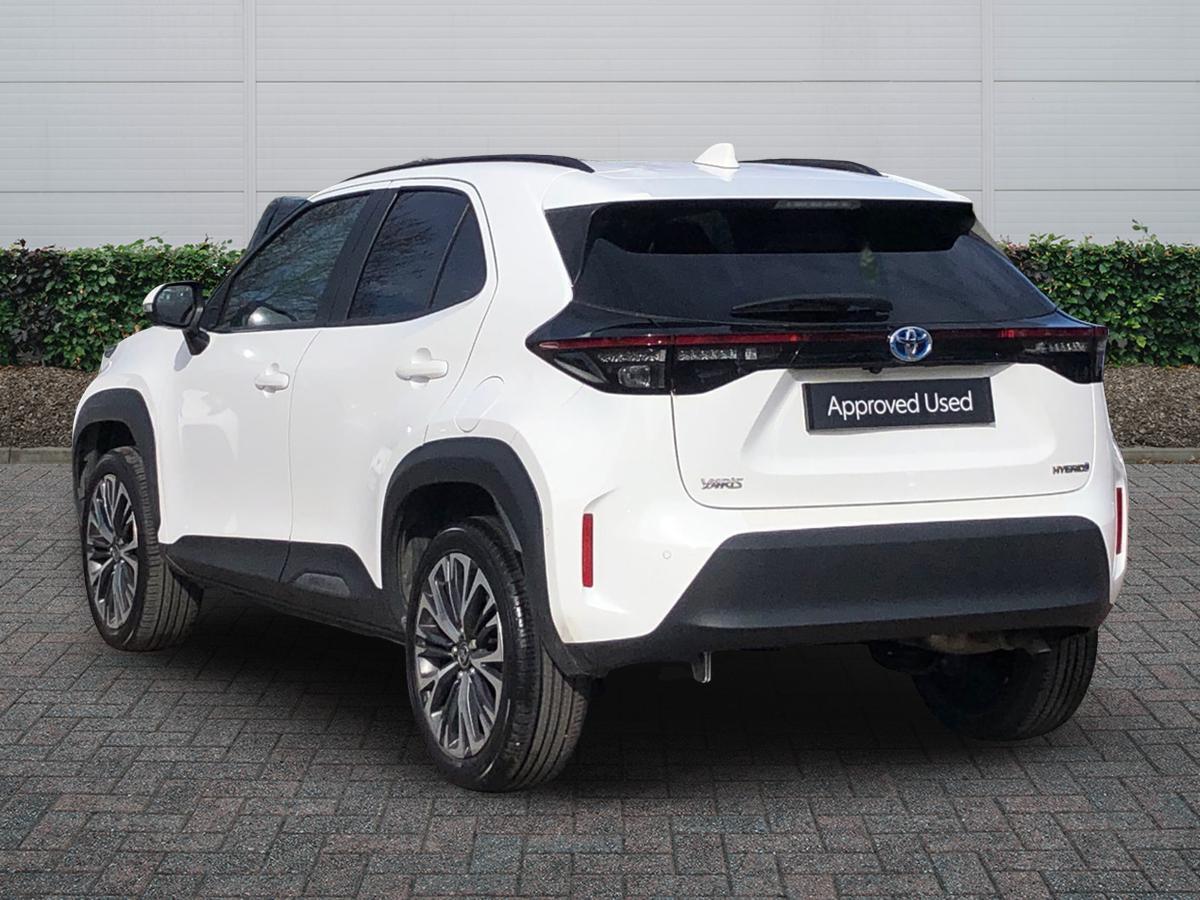Used Toyota Yaris Cross 2023 for sale - 77926918: Photo 2