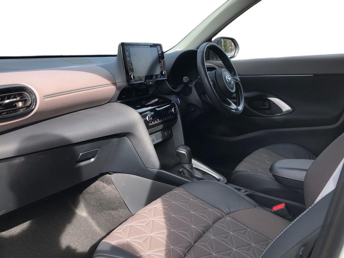 Used Toyota Yaris Cross 2023 for sale - 77926918: Photo 7