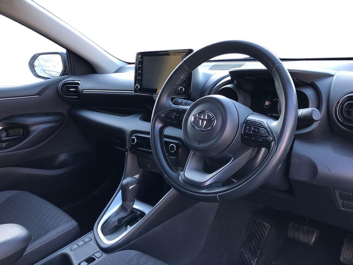 Used Toyota Yaris 2023 for sale - 76716671: Photo 11