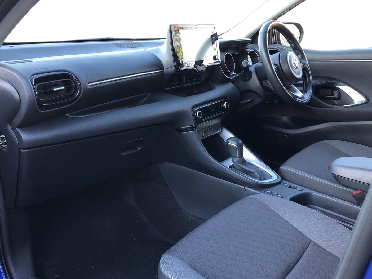 Used Toyota Yaris 2023 for sale - 76716671: Photo 12