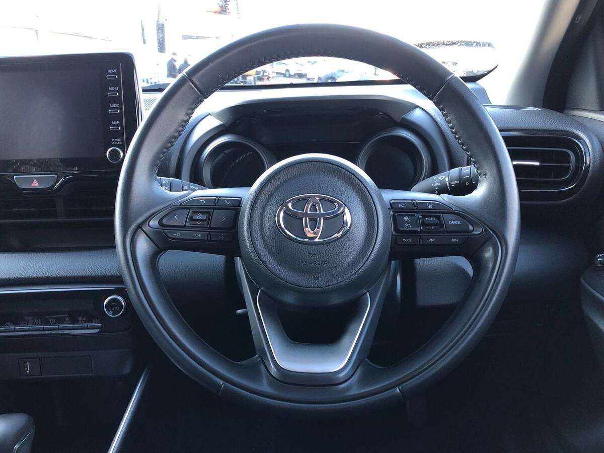 Used Toyota Yaris 2023 for sale - 76716671: Photo 8