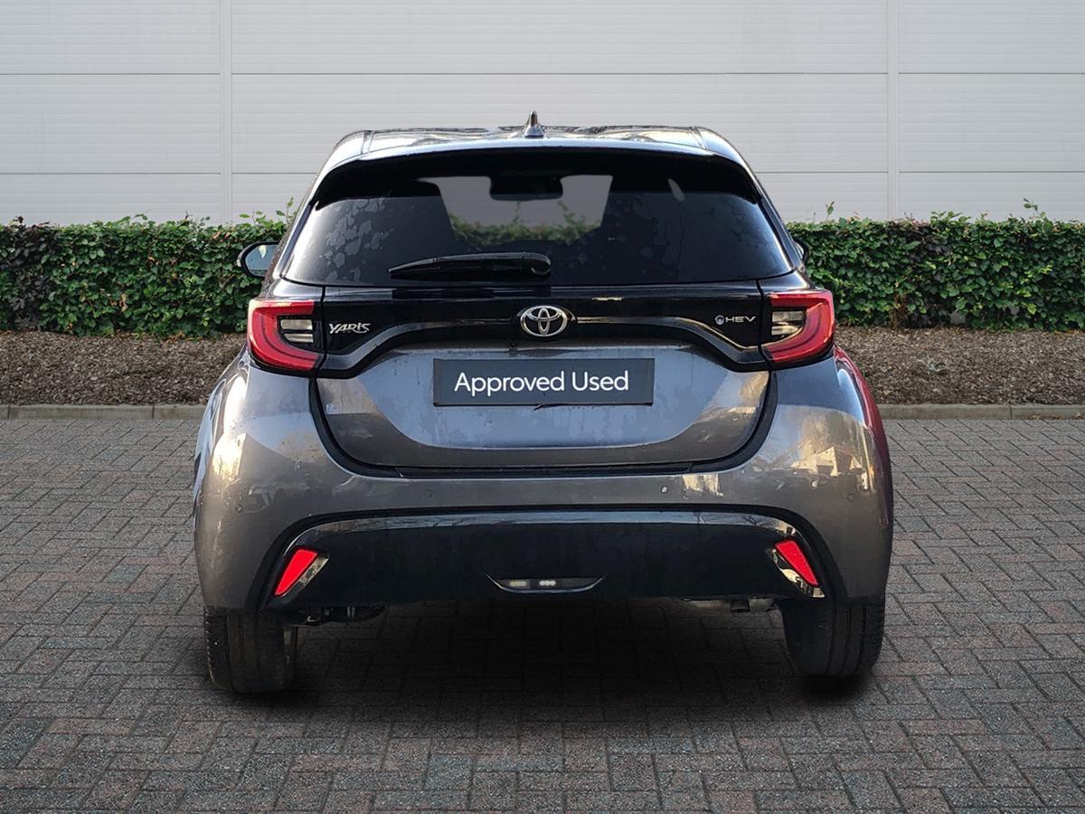 Used Toyota Yaris 2024 for sale - 76800695: Photo 5