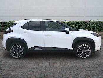 Used Toyota Yaris Cross 2024 for sale - 78959773: Photo